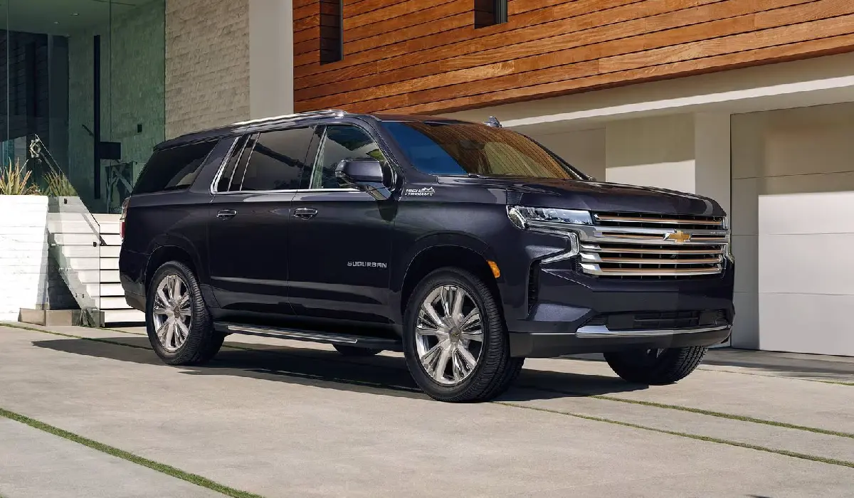 Chevrolet - Suburban Lt - Luxury SUV Car Rentals - Preowned SUV Car - Exclusive Concierge Club.webp